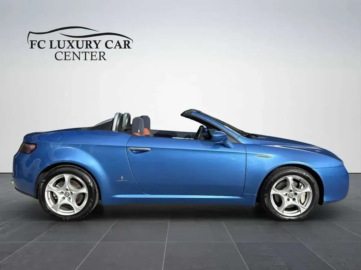 Usata Alfa Romeo Spider Exclusive 200 CV (147 kW) 2007 Blu/azzurro Cabrio