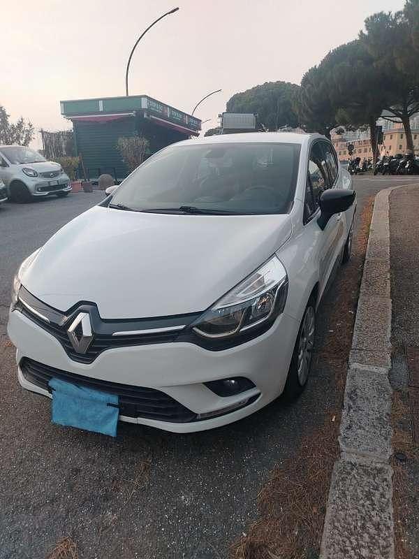 Usata Renault Clio IV 90 CV (66 kW) 2018 Berlina