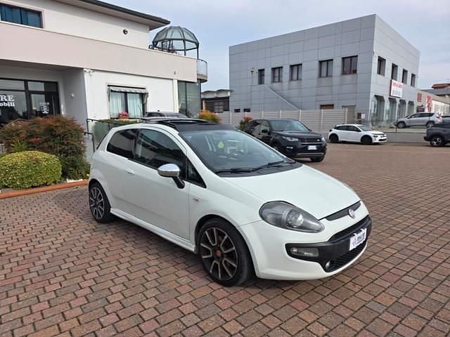 Usata Fiat Punto Evo Sport 95 CV (69 kW) 2010 Bianco Utilitaria