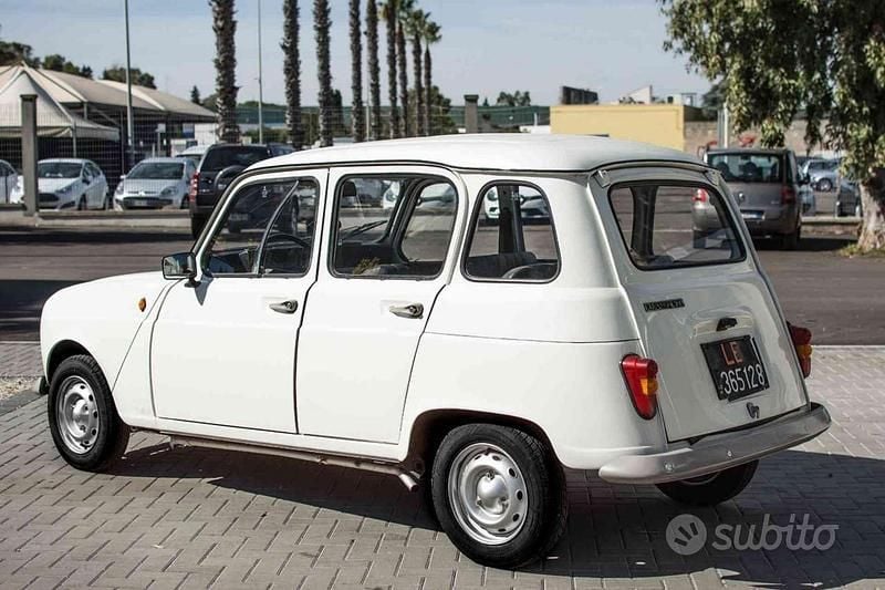 Usata Renault R4 34 CV (25 kW) 1982 Bianco Berlina