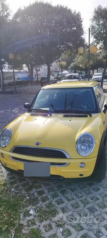 Usata Mini ONE 90 CV (66 kW) 2003 Giallo Utilitaria