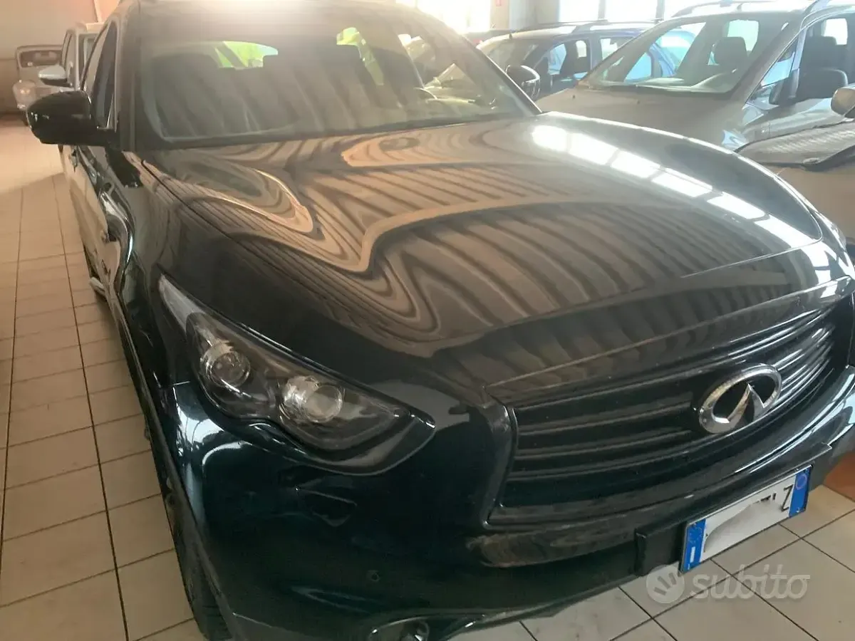 Usata Infiniti QX70 Premium 238 CV (175 kW) 2016 Nero SUV
