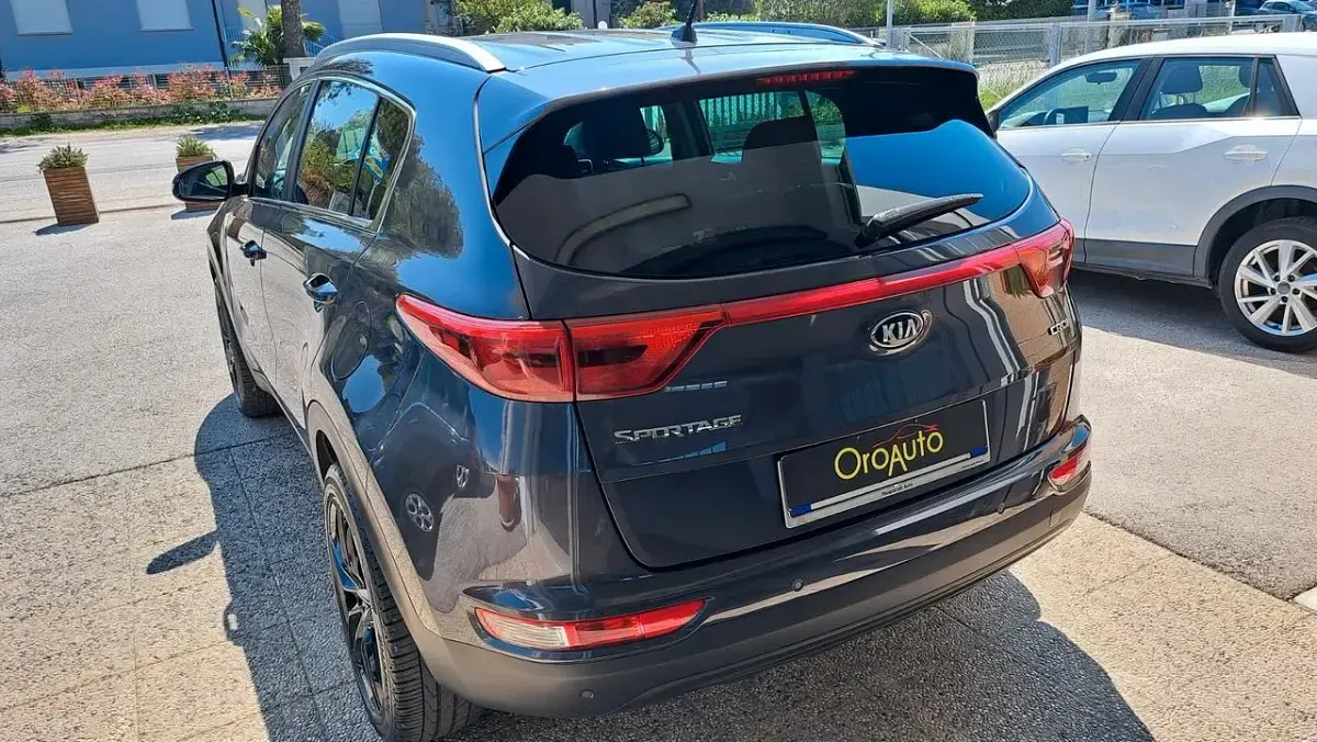 Usata Kia Sportage 115 CV (84 kW) 2017 Grigio SUV