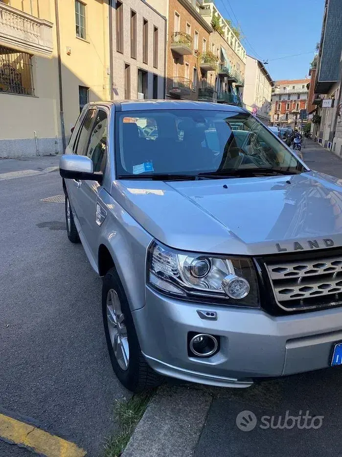 Usata Land Rover Freelander 2 150 CV (110 kW) 2014 Grigio SUV