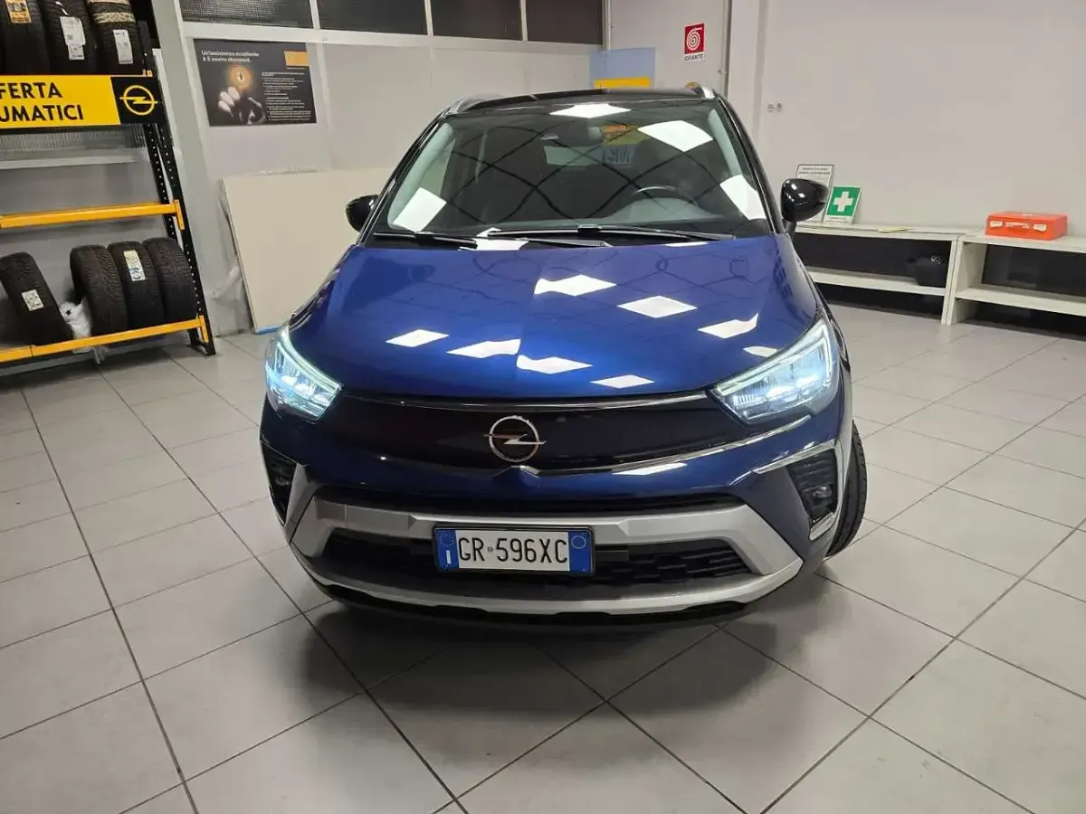 Usata Opel Crossland Ultimate 131 CV (96 kW) 2023 Blu/azzurro SUV