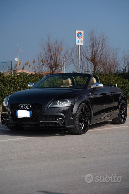 Usata Audi TT Roadster S-Line 170 CV (125 kW) 2012 Nero Cabrio