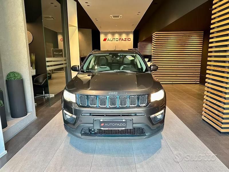 Usata Jeep Compass Longitude 140 CV (102 kW) 2019 Grigio SUV