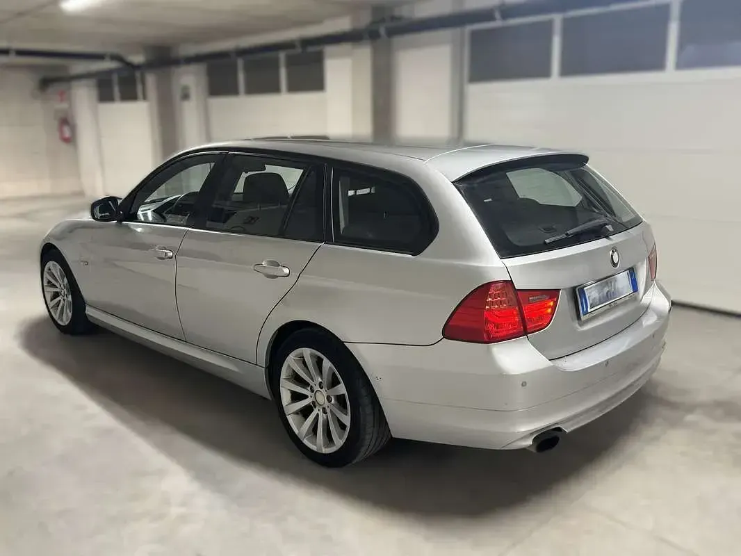 Usata BMW 320 177 CV (130 kW) 2009 Argento Station wagon