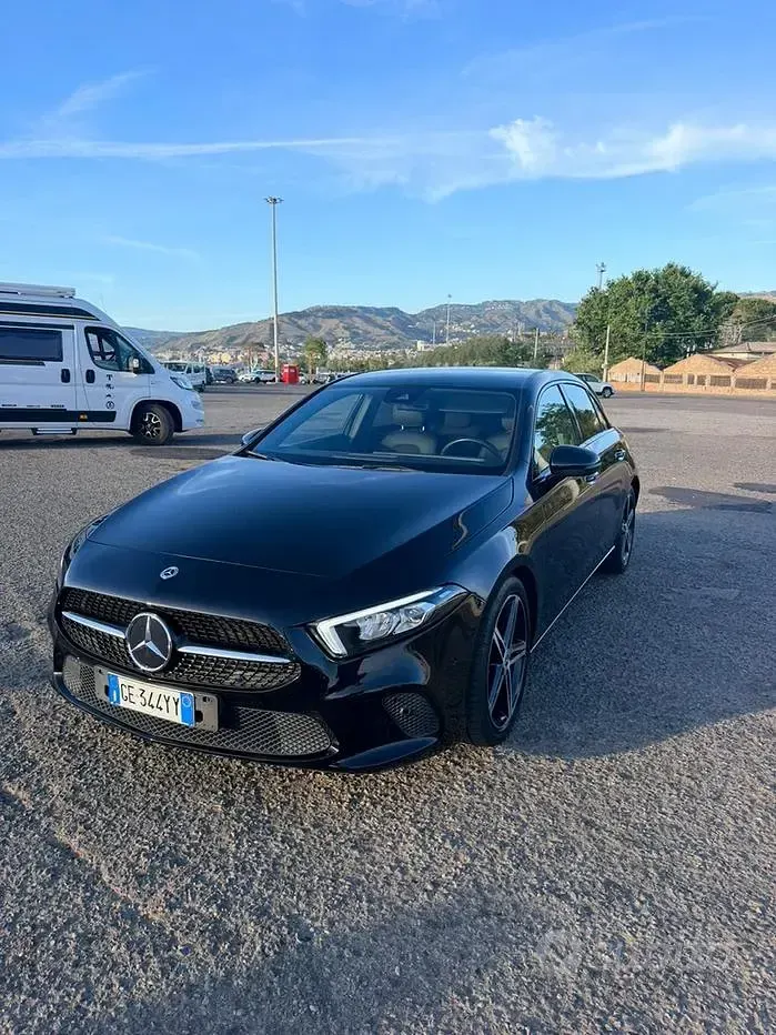 Usata Mercedes A200 Night 150 CV (110 kW) 2021 Nero Berlina