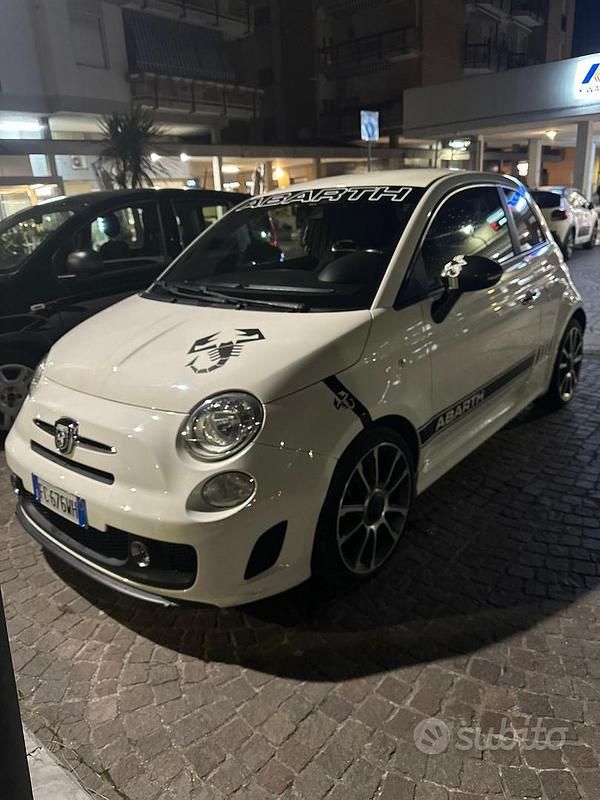 Usata Abarth 595 145 CV (106 kW) 2023 Bianco Utilitaria