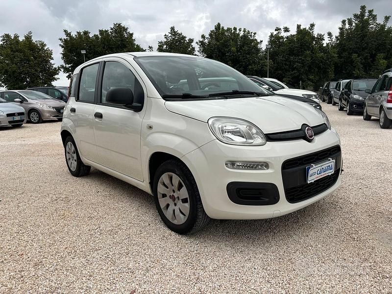 Usata Fiat Panda 69 CV (50 kW) 2014 Bianco Utilitaria