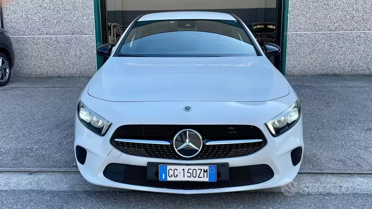 Occasion Mercedes A180 Premium 116 ch (85 kW) 2021 Blanc Berline