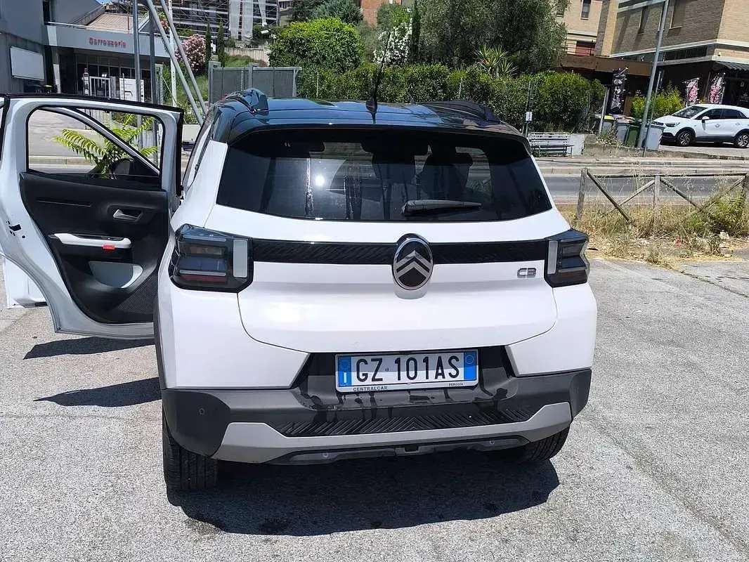 Usata Citroën C3 PureTech 101 CV (74 kW) 2025 Bianco SUV