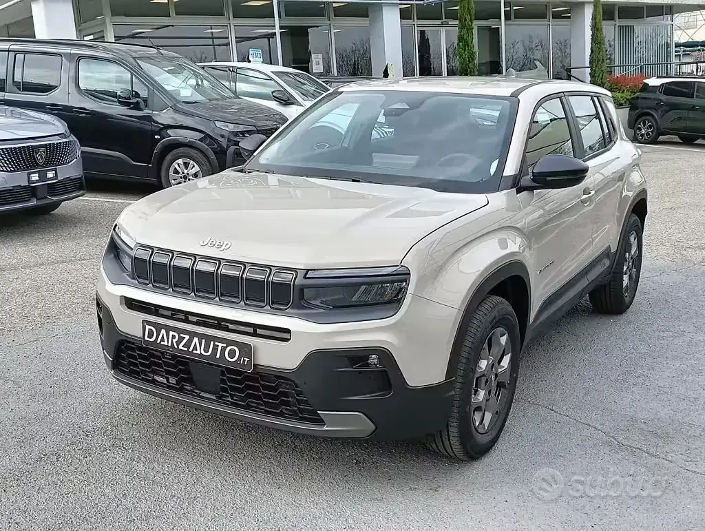 Usata Jeep Avenger Longitude Plus 101 CV (74 kW) 2026 SUV