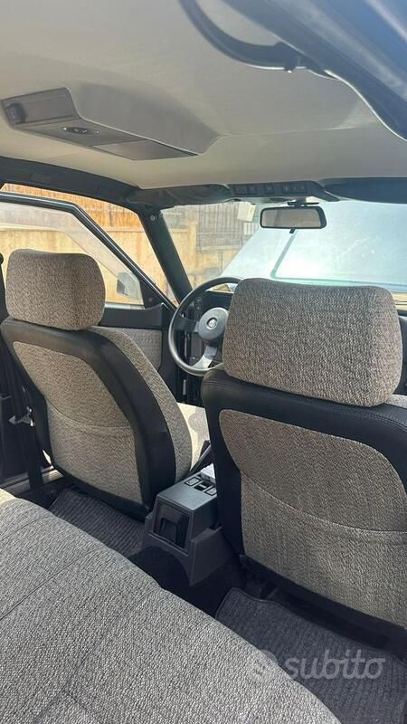 Usata Alfa Romeo 75 110 CV (80 kW) 1987 Grigio Berlina