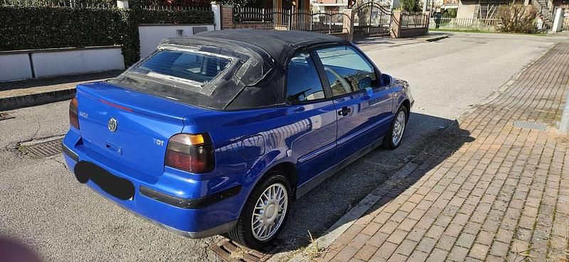 Usata VW Golf Cabriolet Highline 110 CV (80 kW) 1998 Cabrio