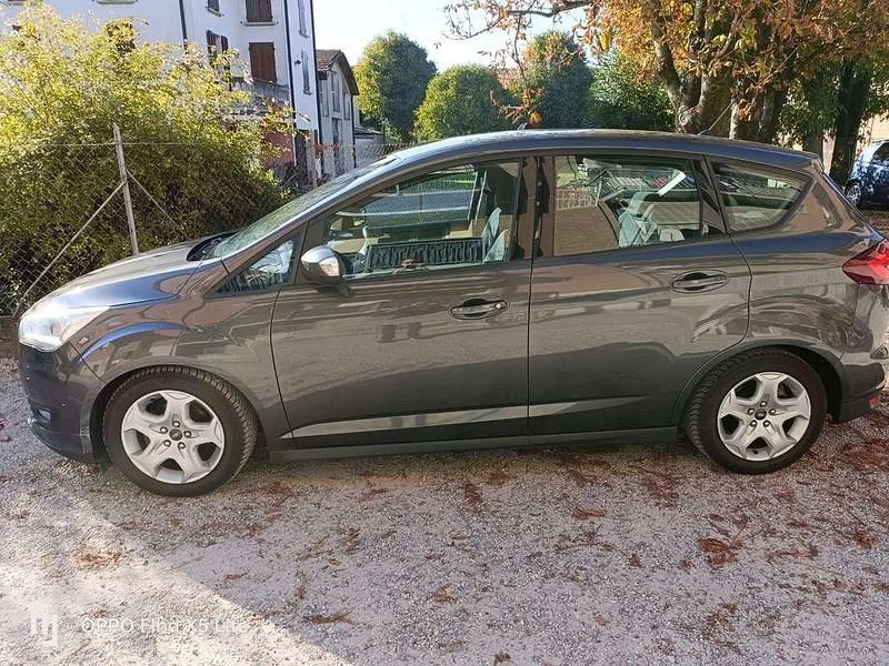 Usata Ford C-MAX S 101 CV (74 kW) 2017 Monovolume