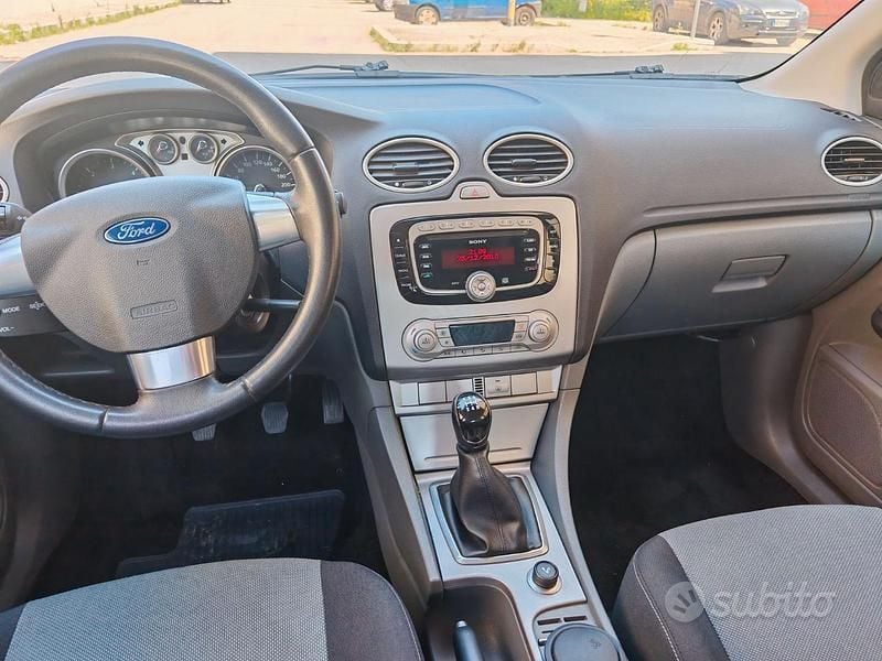 Usata Ford Focus 109 CV (80 kW) 2011 Berlina