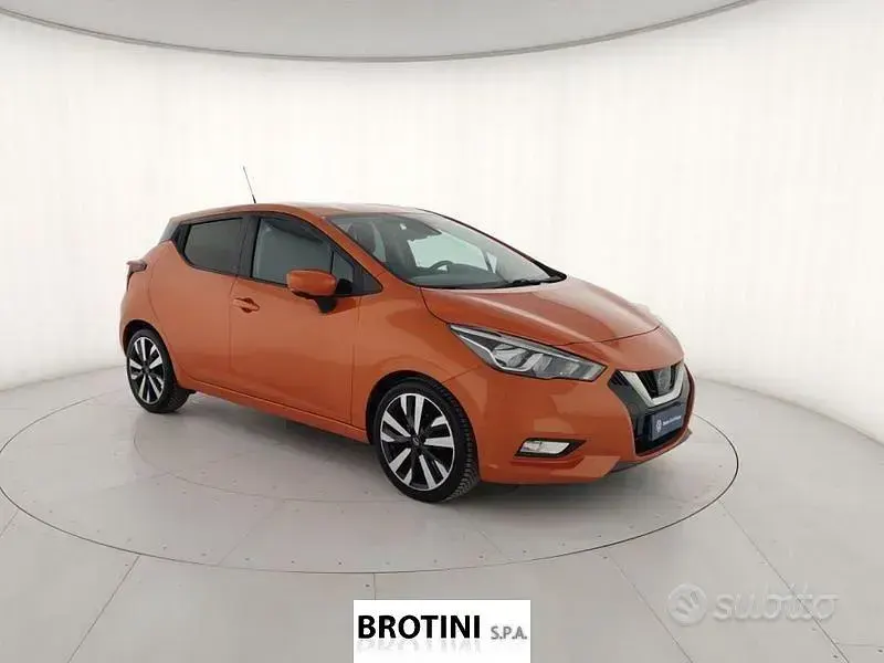 Occasion Nissan Micra Tekna 90 PK (66 kW) 2017 Oranje Hatchback
