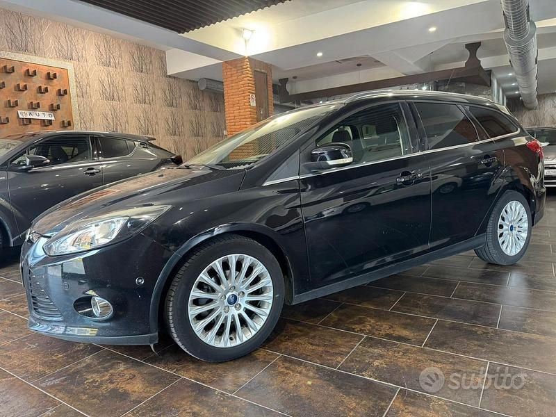 Nero Usata 2012 Ford Focus Titanium Station wagon | 3900 € (Ottimo prezzo) - Immagine 1/4