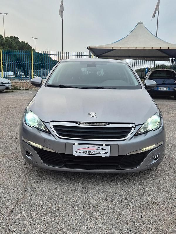 Usata Peugeot 308 Allure 119 CV (87 kW) 2017 Grigio Berlina