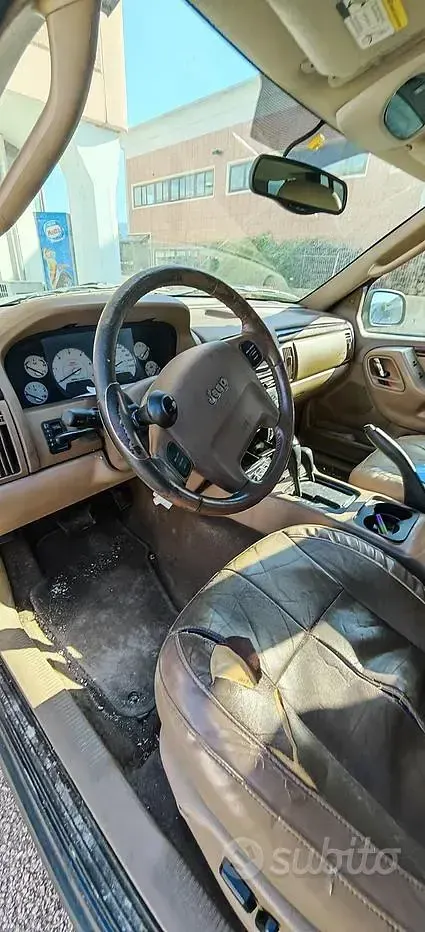 Usata Jeep Cherokee 116 CV (85 kW) 2004 SUV