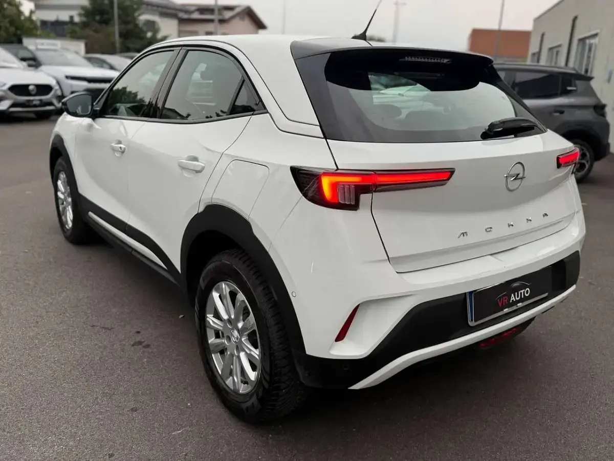 Usata Opel Mokka Edition 101 CV (74 kW) 2021 Bianco SUV