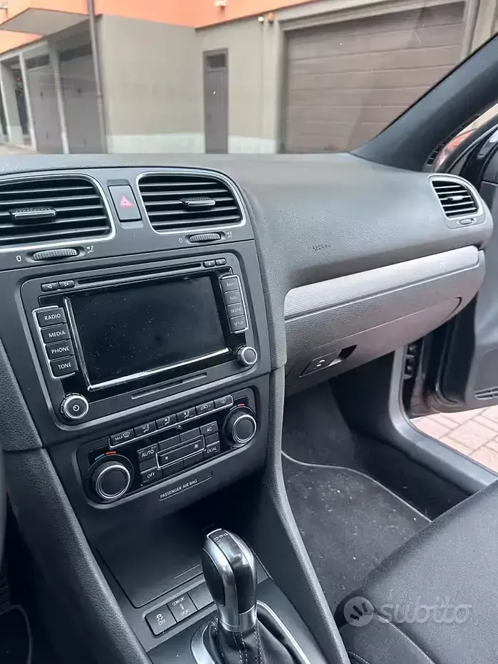 Usata VW Golf VI R 270 CV (198 kW) 2011 Nero Utilitaria
