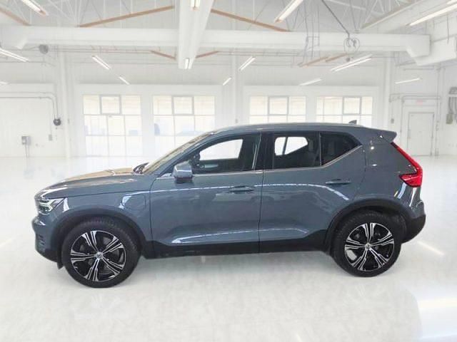Usata Volvo XC40 Inscription 179 CV (131 kW) 2021 Grigio SUV
