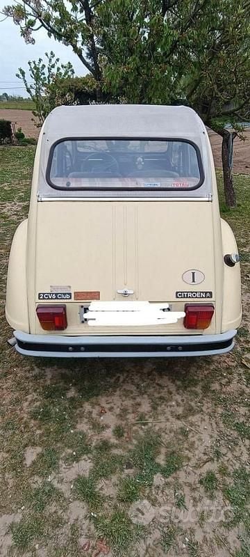 Usata Citroën 2CV 29 CV (21 kW) 1987 Beige Berlina