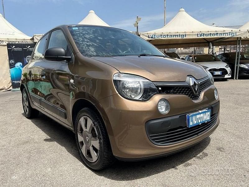 Usata Renault Twingo Intens 90 CV (66 kW) 2016 Marrone Utilitaria