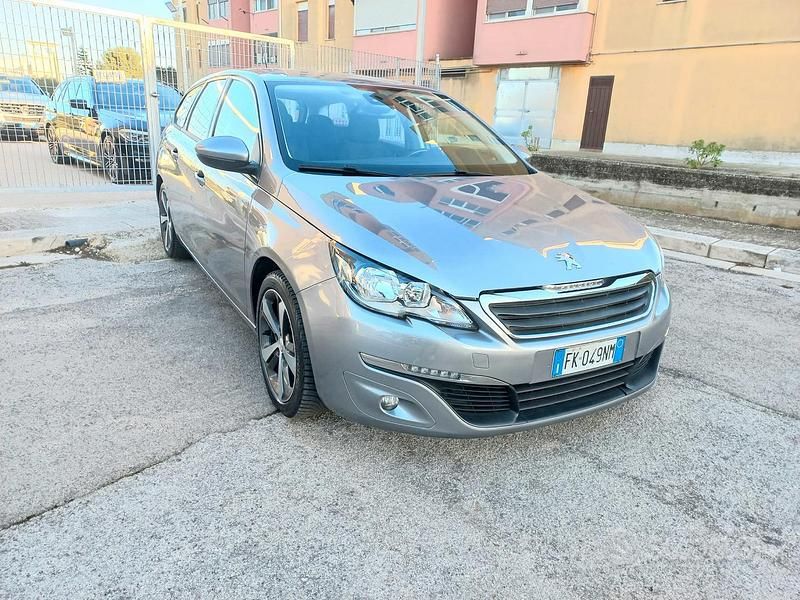 Usata Peugeot 308 SW 100 CV (73 kW) 2017 Grigio Station wagon