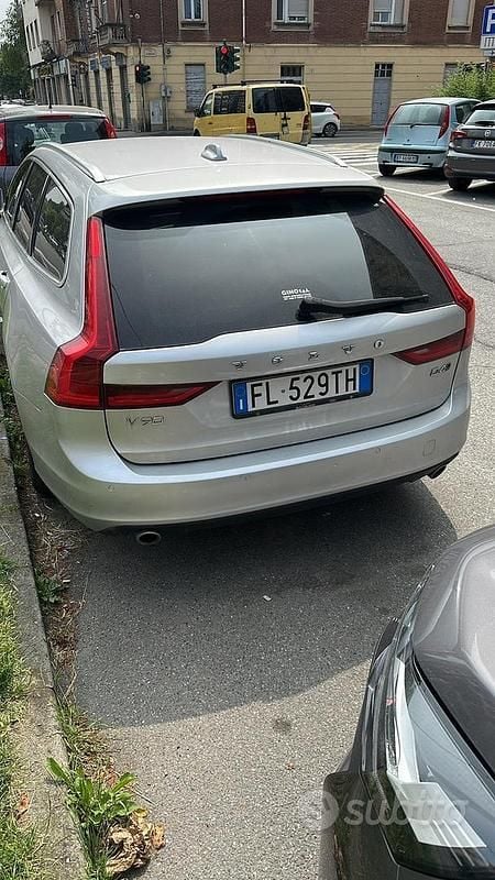 Usata Volvo V90 Momentum 190 CV (139 kW) 2017 Grigio Station wagon