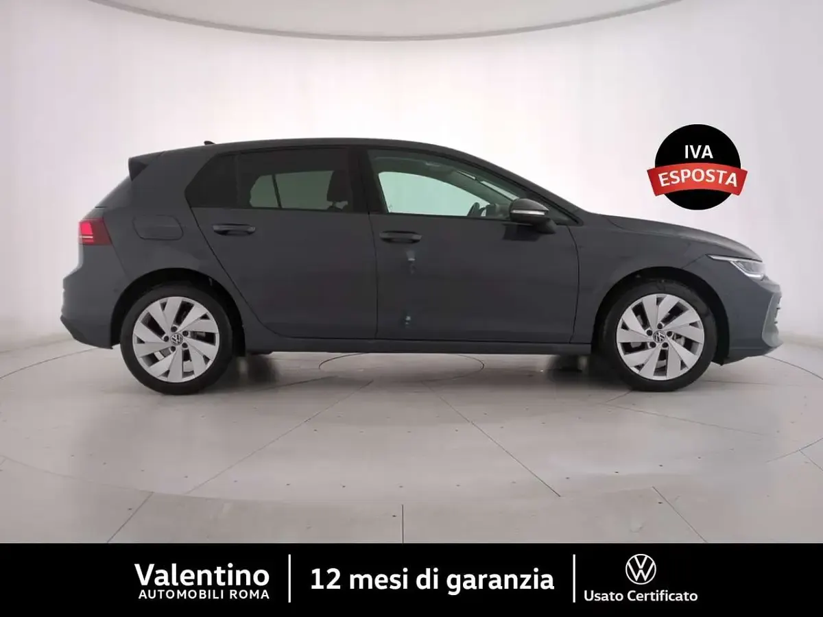 Usata VW Golf VIII Edition 116 CV (85 kW) 2026 Grigio Berlina