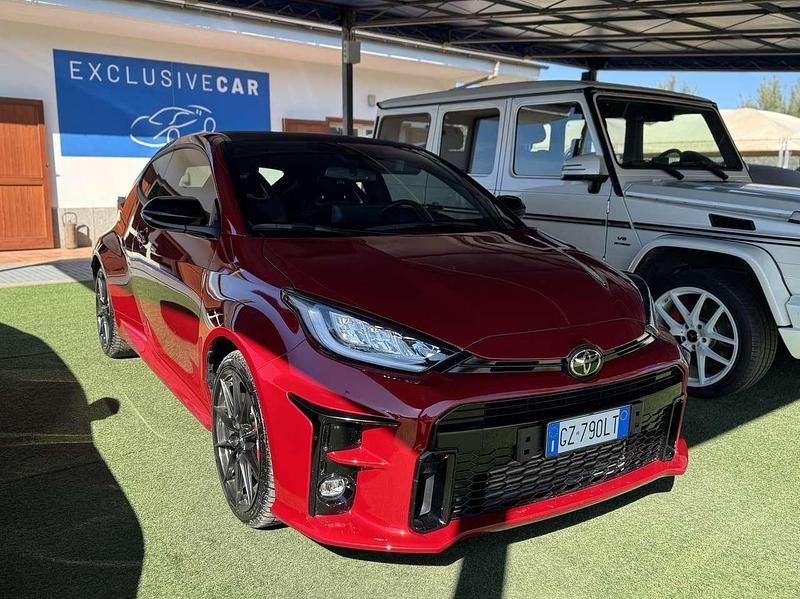 Usata Toyota Yaris 261 CV (191 kW) 2022 Rosso Berlina