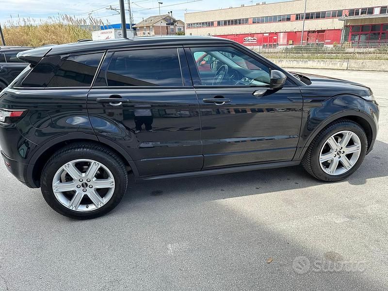 Usata Land Rover Range Rover evoque Dynamic 150 CV (110 kW) 2014 Nero SUV