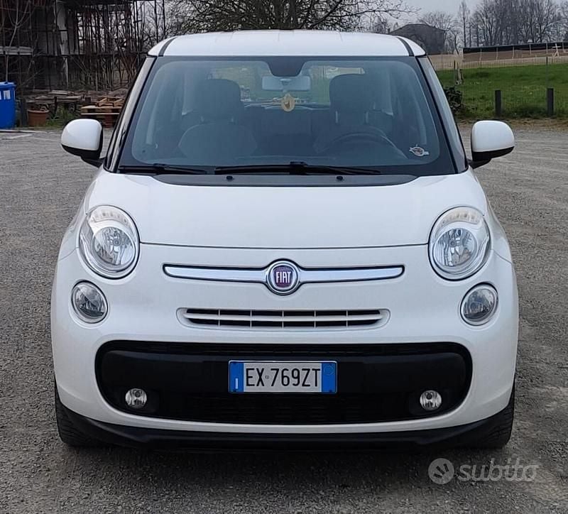 Usata Fiat 500L Lounge 85 CV (62 kW) 2015 Bianco Monovolume