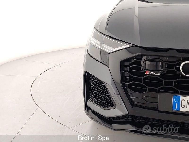 Usata Audi Q8 Ambiente 600 CV (441 kW) 2023 Grigio SUV