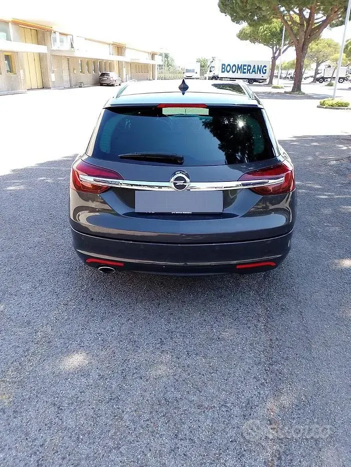 Usata Opel Insignia Sport 170 CV (125 kW) 2016 Grigio Station wagon