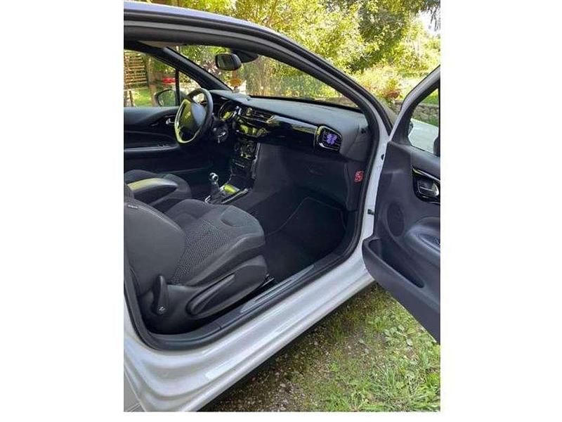 Usata Citroën DS3 Sport Chic 110 CV (80 kW) 2015 Bianco Berlina