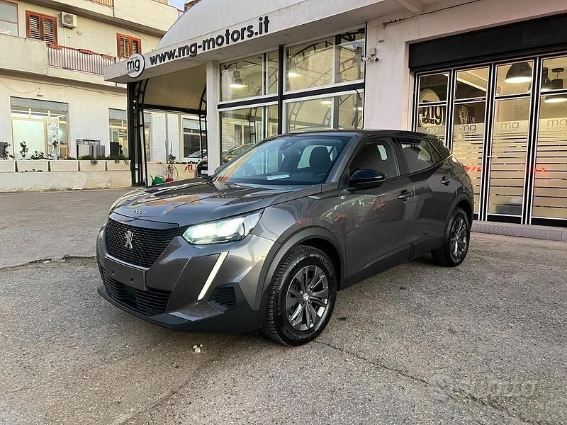 Usata Peugeot 2008 100 CV (73 kW) 2022 Grigio SUV