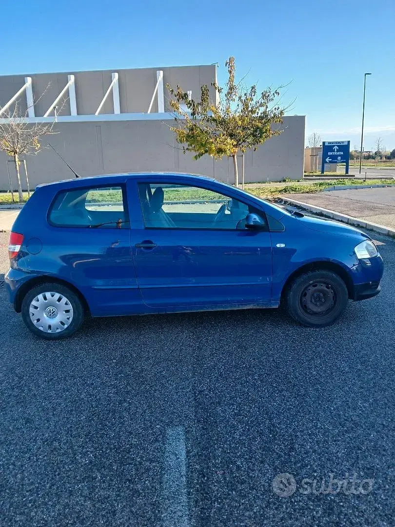 Usata VW Fox 54 CV (39 kW) 2009 Blu Utilitaria