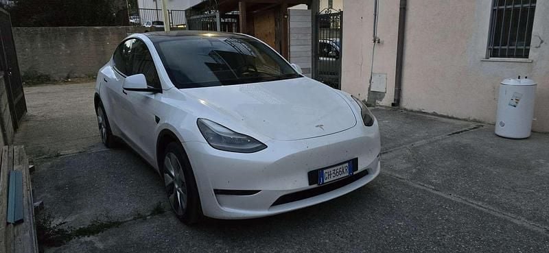Bianco Usata 2021 Tesla Model Y SUV | 25.000 € (Ottimo prezzo) - Immagine 1/3