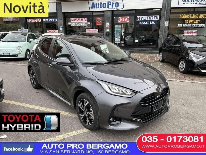 Nuova Toyota Yaris Hybrid Lounge 116 CV (85 kW) 2026 Other Berlina