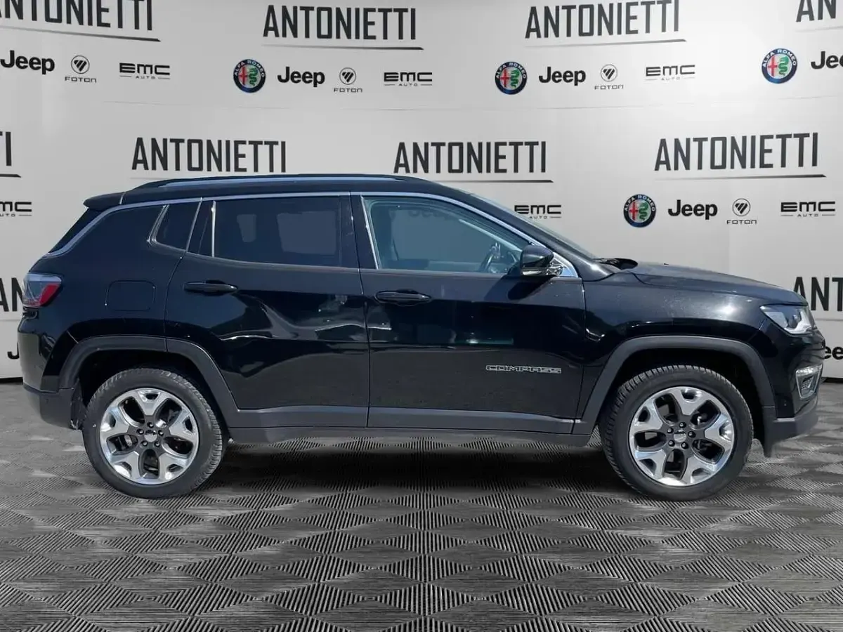 Usata Jeep Compass Limited 140 CV (102 kW) 2020 Nero SUV