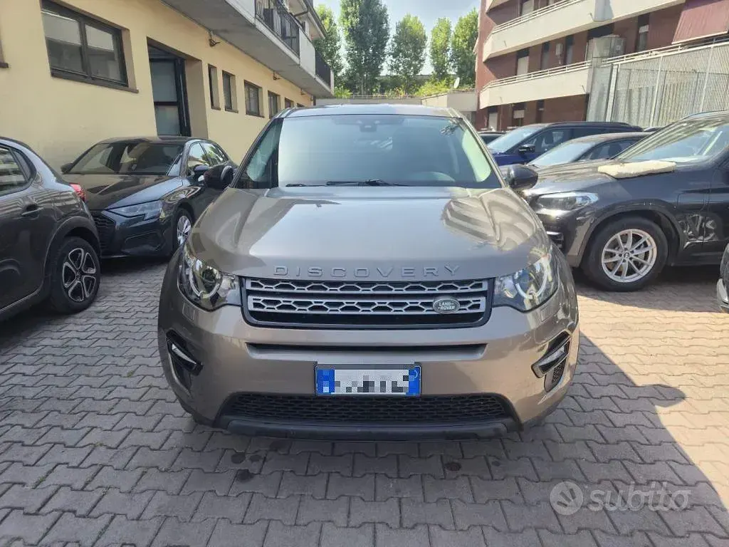 Usata Land Rover Discovery Sport SE 150 CV (110 kW) 2016 Marrone SUV