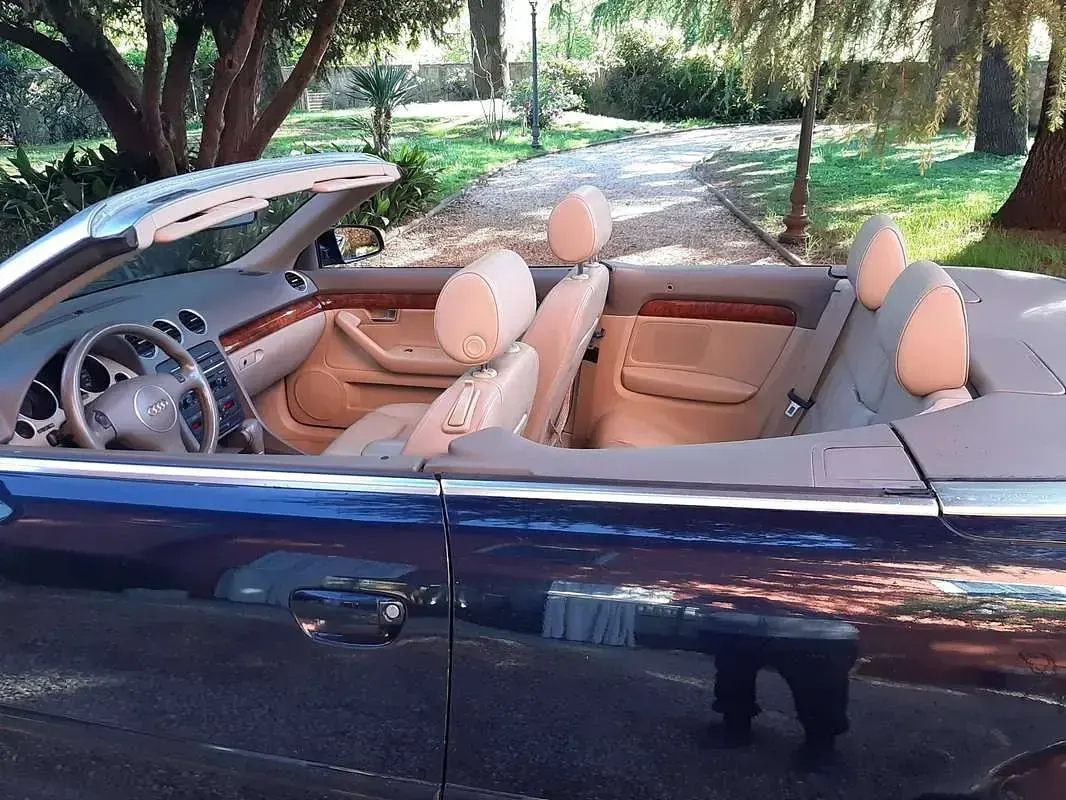 Usata Audi Cabriolet 174 CV (127 kW) 2000 Blu/azzurro Cabrio
