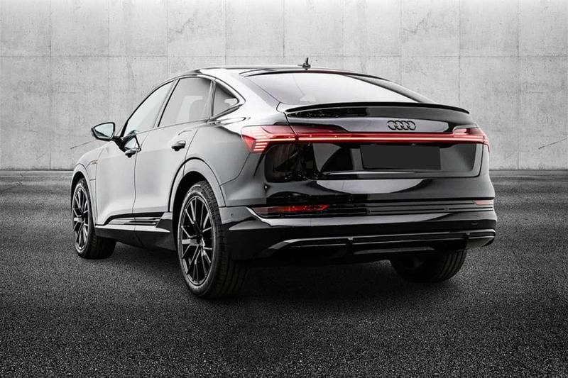 Usata Audi e-tron S-Line 158 kW (215 CV) 2022 Nero SUV