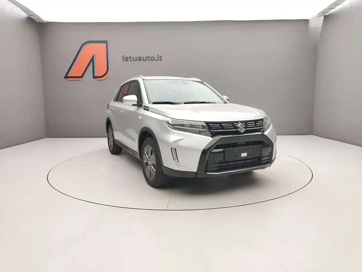 Nuova Suzuki Vitara Cool 110 CV (80 kW) 2026 Grigio oslo SUV