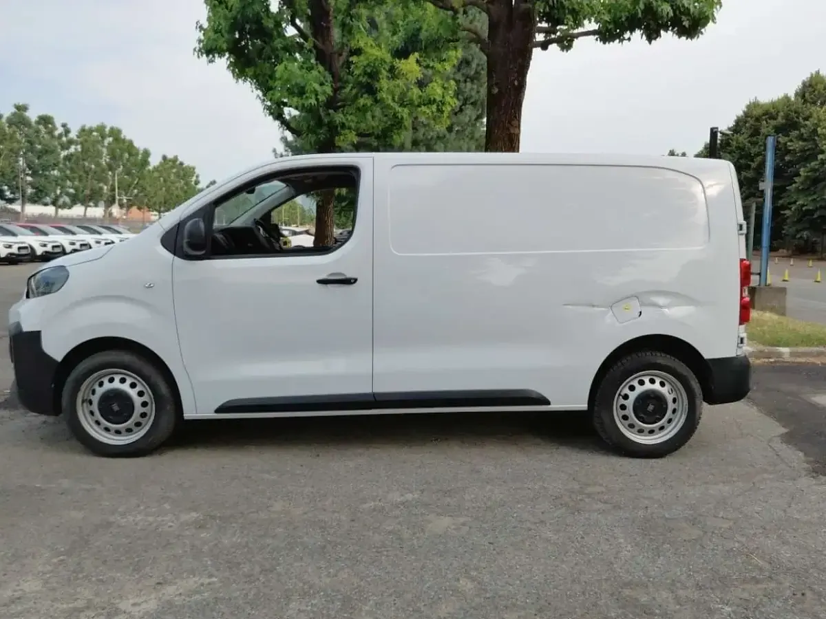 Usata Fiat Scudo 120 CV (88 kW) 2024 Bianco Furgone